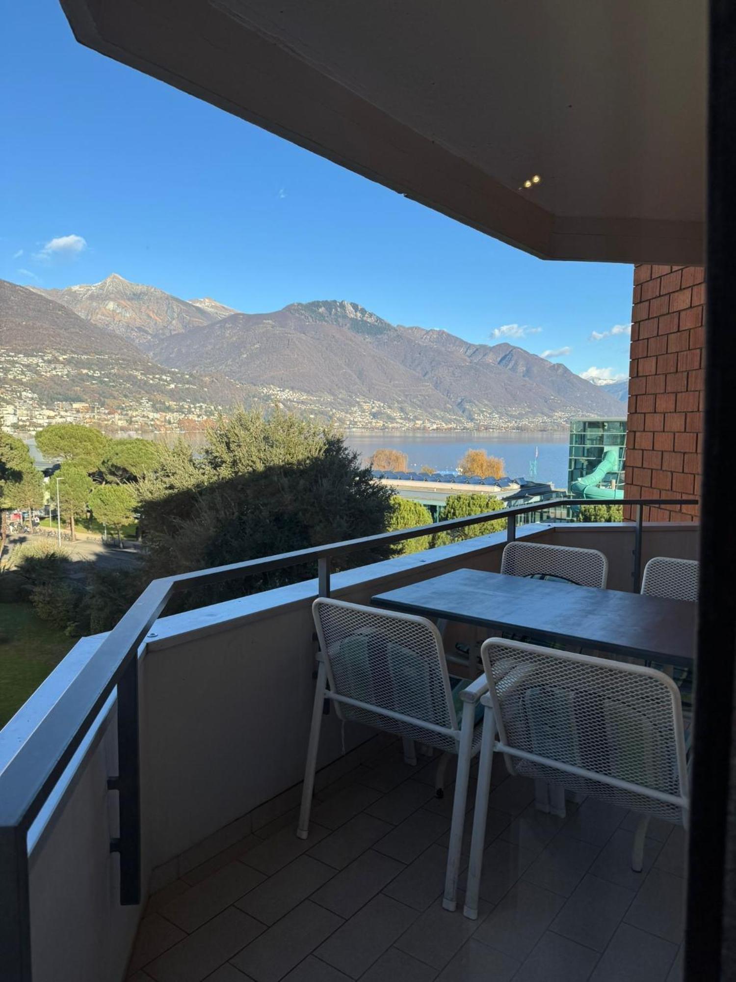 Locarno: Casa Lido Apartment Exterior foto